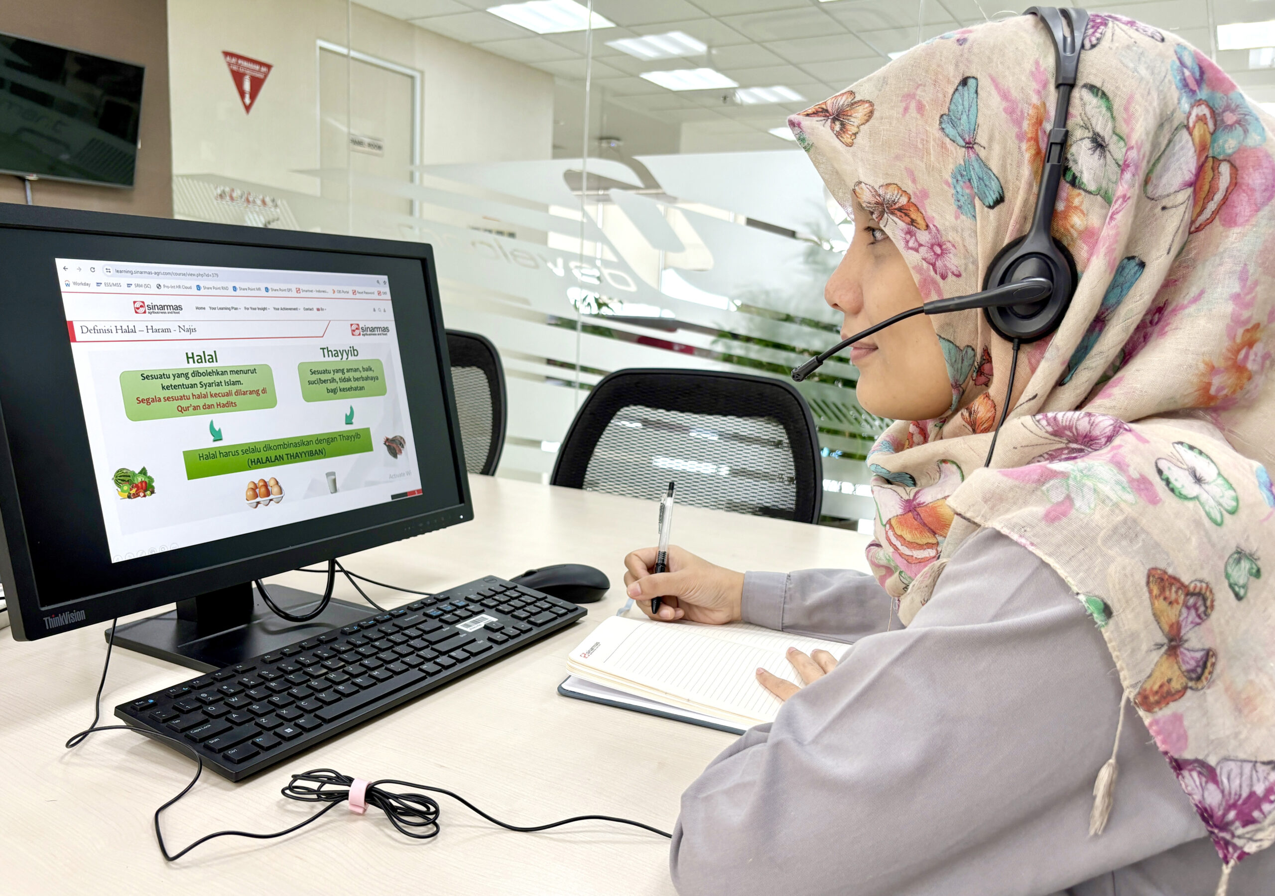 Komitmen Jalankan Sistem Jaminan Halal